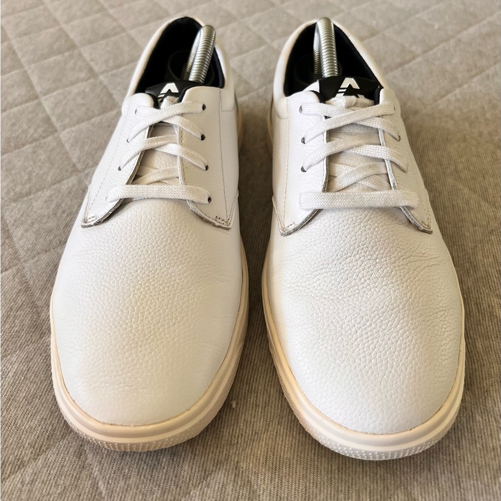 TRAVIS MATHIS CUATER Sz 9 White Leather Spikeless Golf Shoes